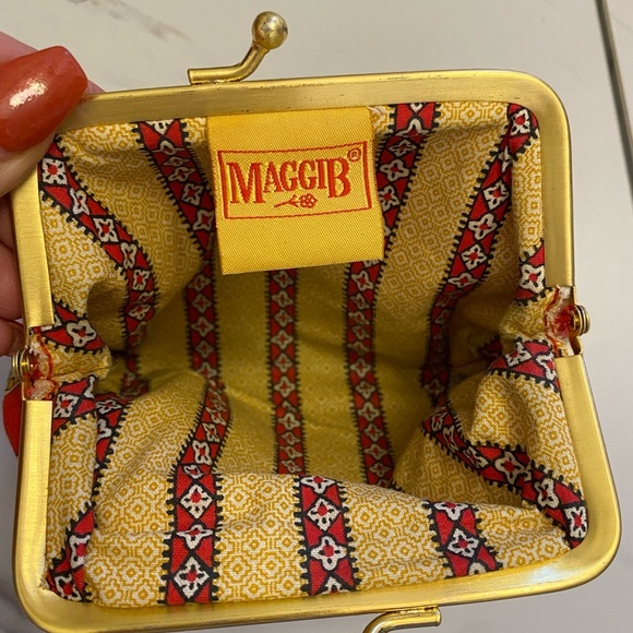 Vintage Maggi B Coin Purse - Picture 3 of 6